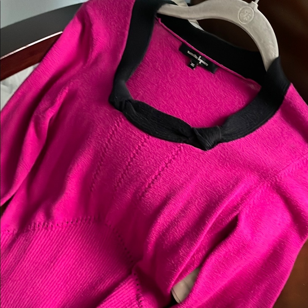 Nanette Lepore XS hot pink/magenta Long Sleeve Sweater with Black Trim